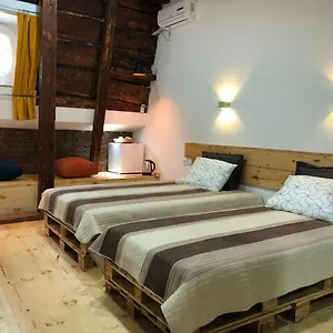 https://lika-apartments.alltbilisihotels.com